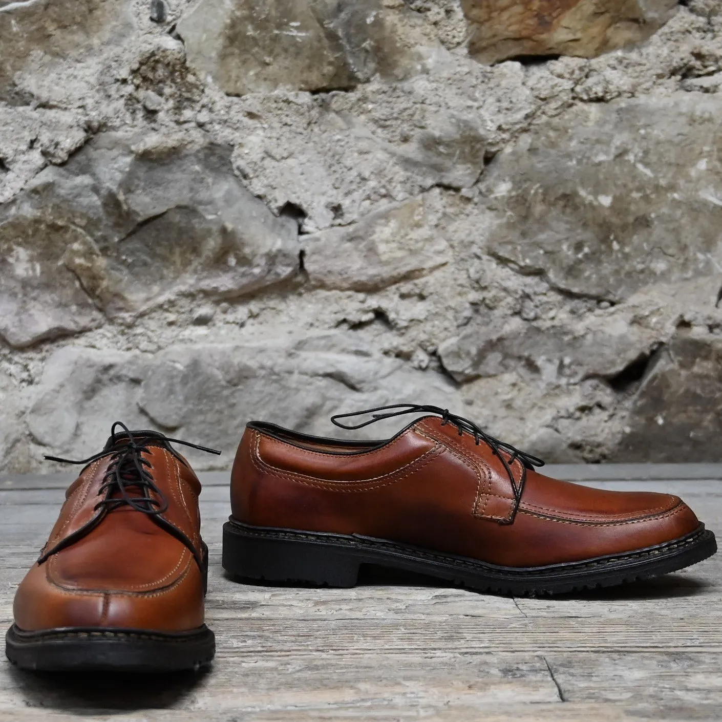 Allen Edmonds Wilbert Split-toe Lace-up Oxford
