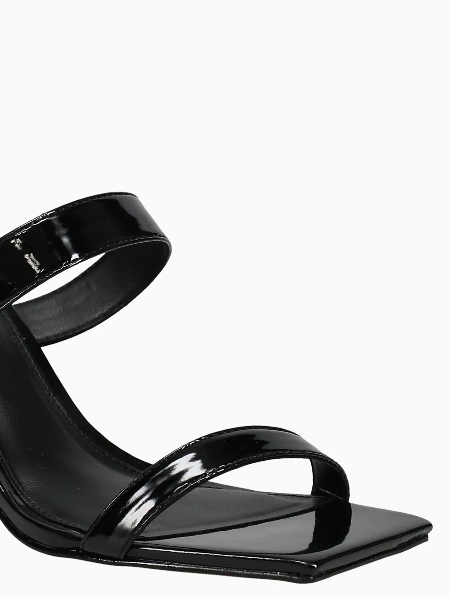 Bella A1230100010001 Preto Verniz