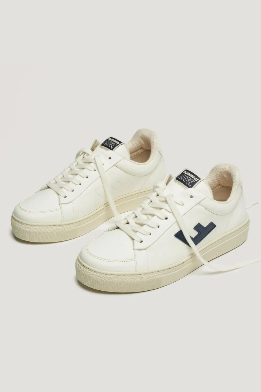 Classic 70s White Navy Ecru