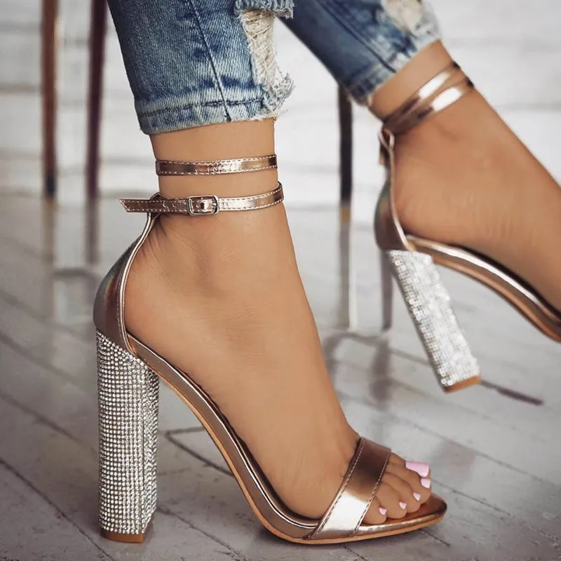 Louise  Funkelnde High Heels mit Absatz
