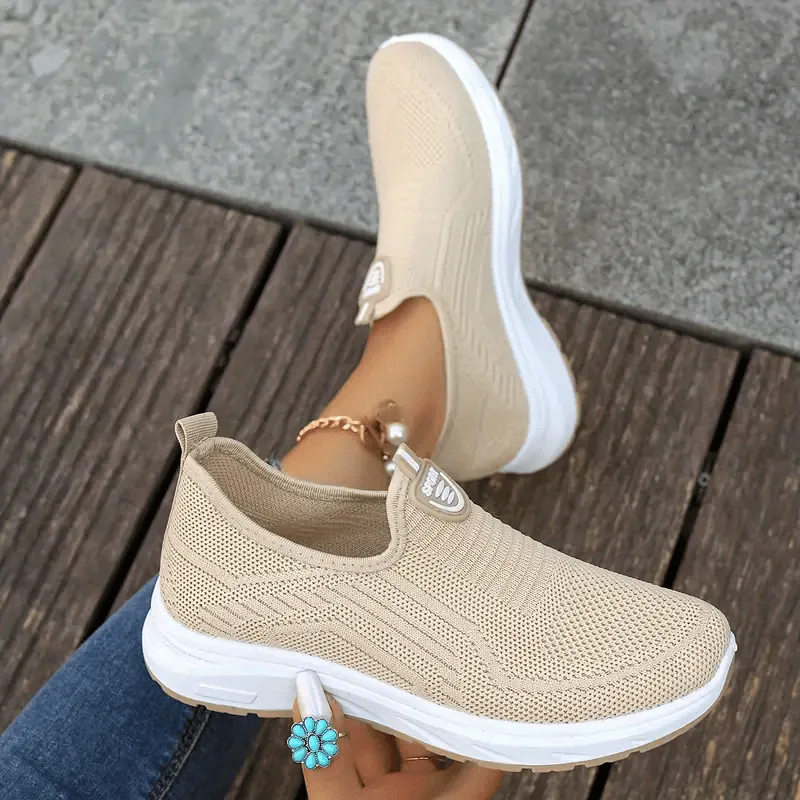 Serena | Casual Mesh Sneakers in Solid Color