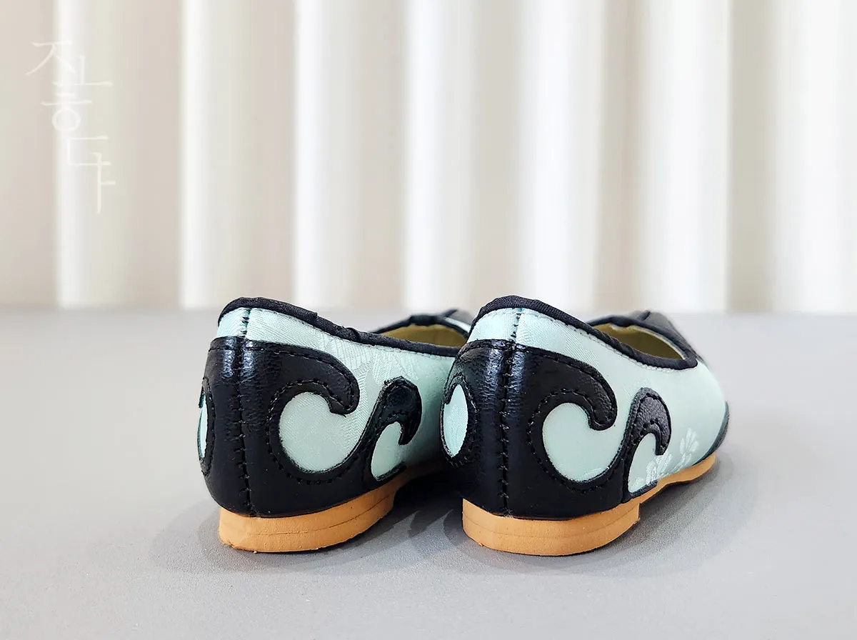 Traditional Baby Boy Hanbok Shoes in Mint & Black